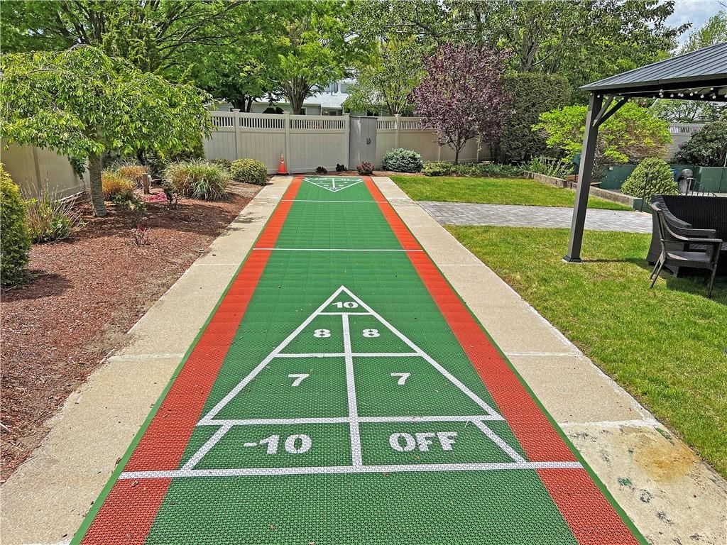 931 Williamsburg Circle