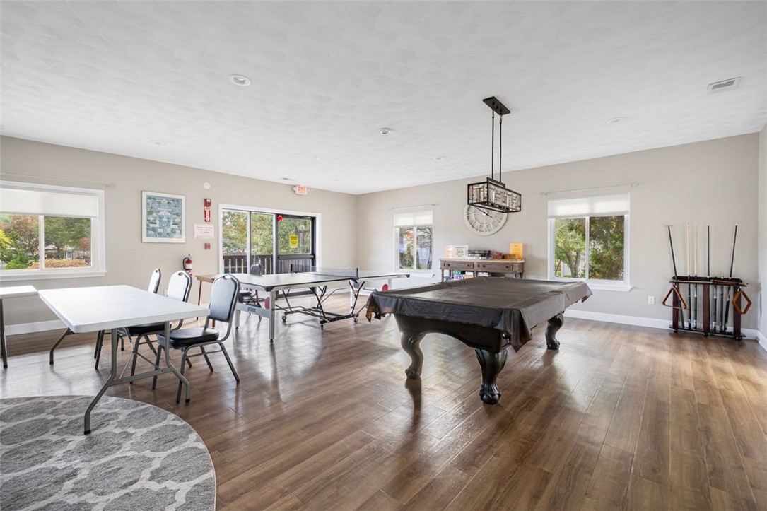 931 Williamsburg Circle