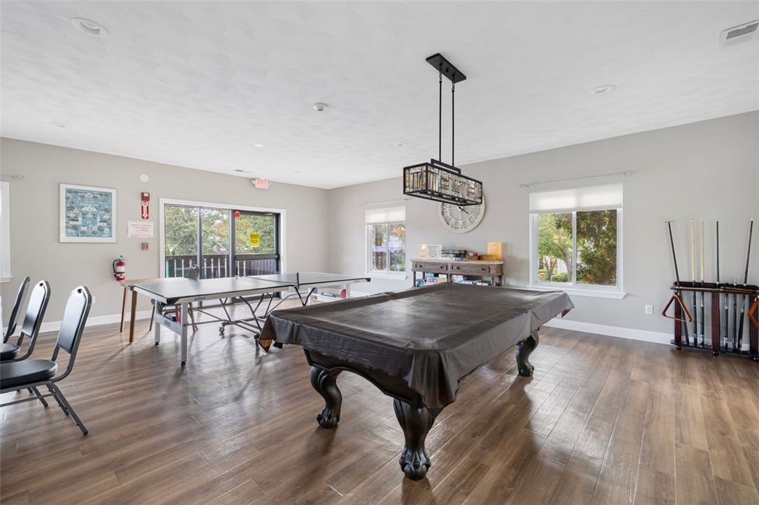 931 Williamsburg Circle