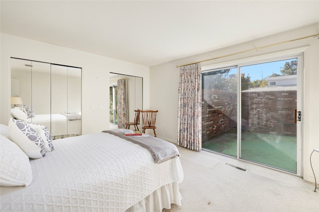 931 Williamsburg Circle