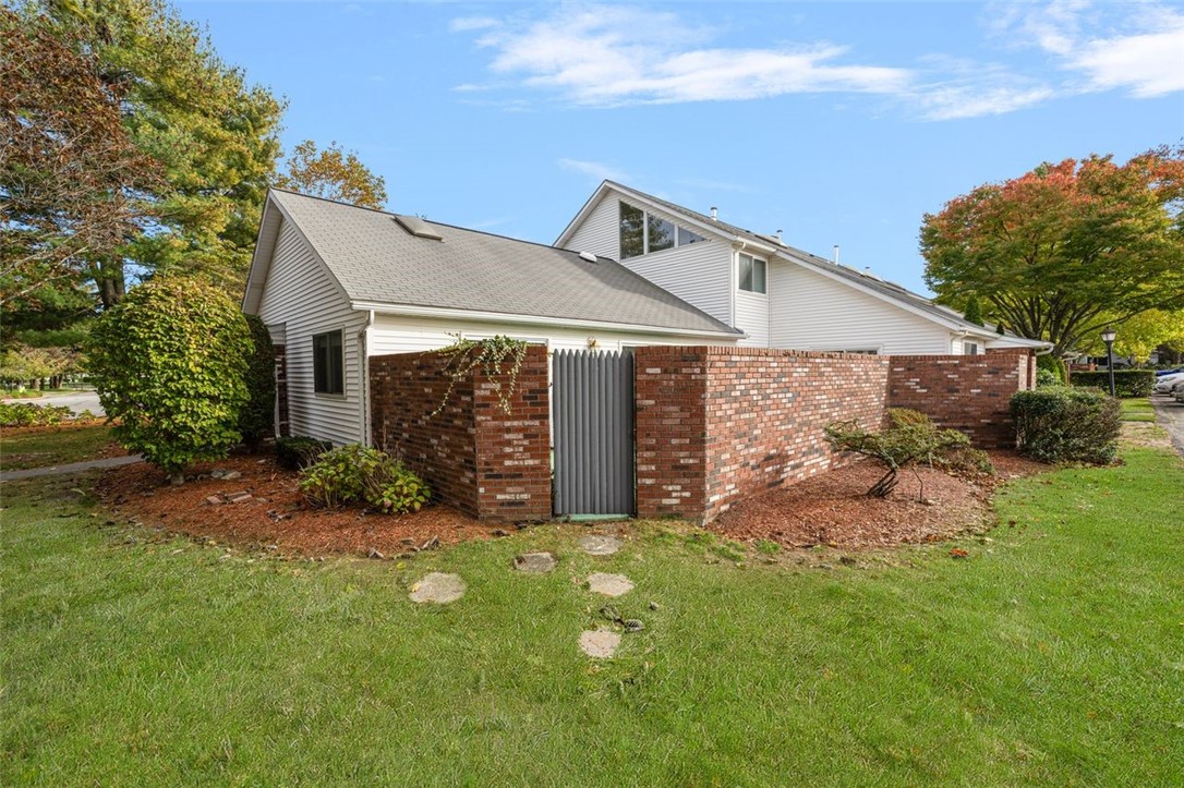 931 Williamsburg Circle