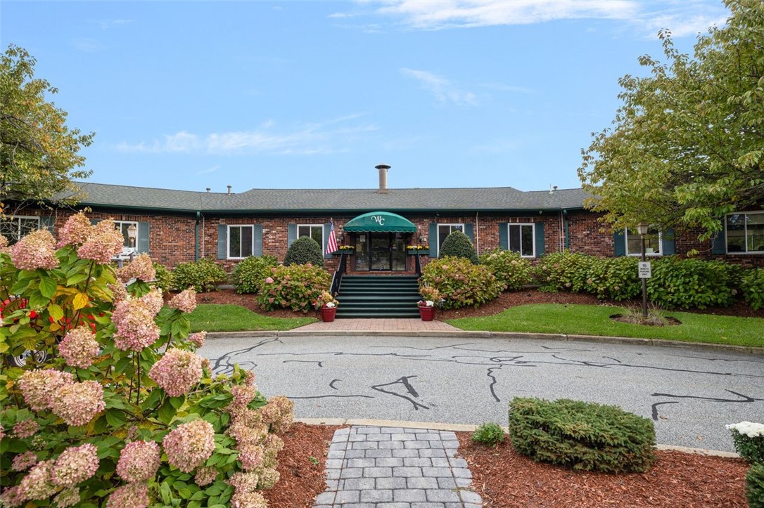 931 Williamsburg Circle