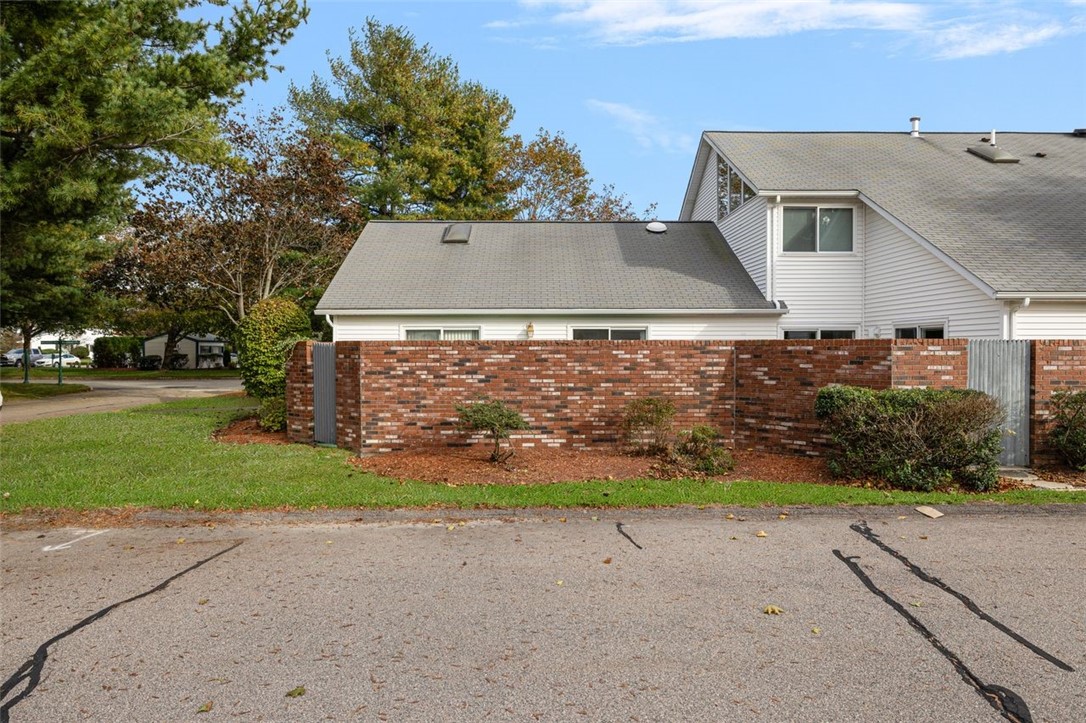 931 Williamsburg Circle