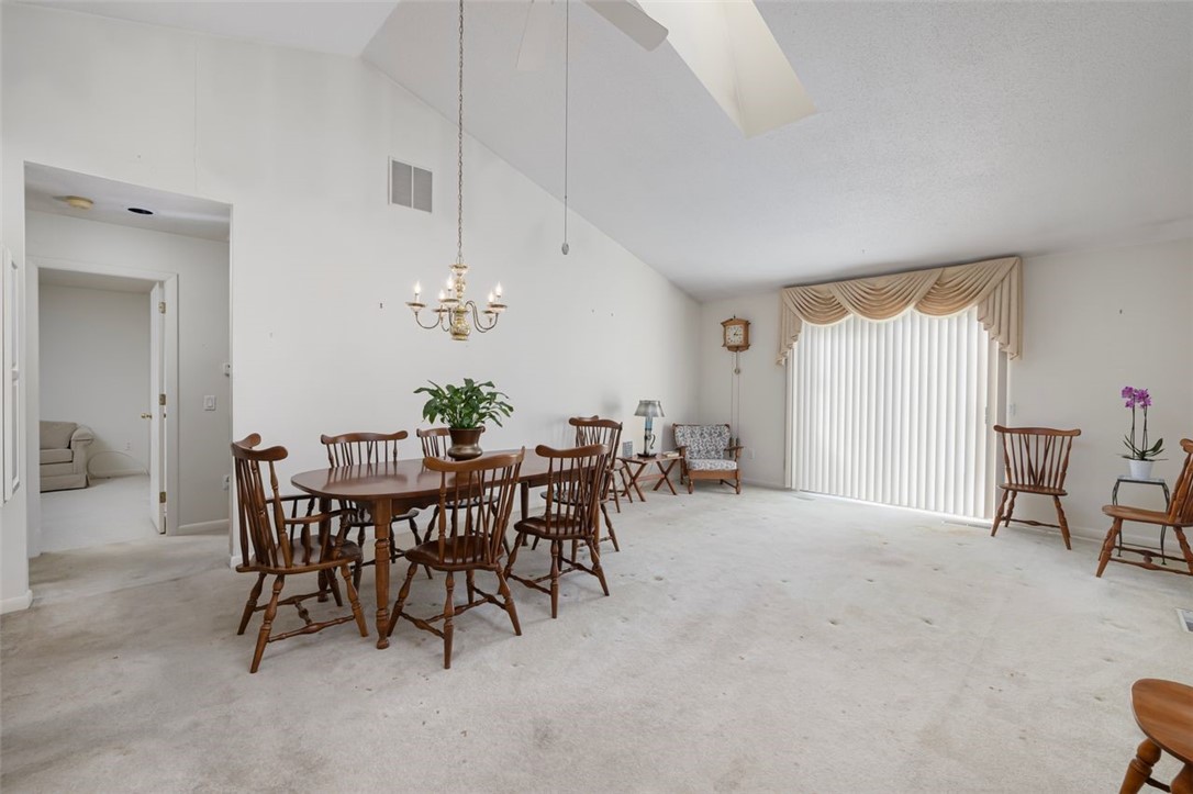 931 Williamsburg Circle