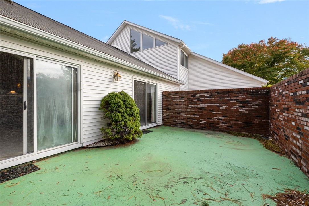 931 Williamsburg Circle