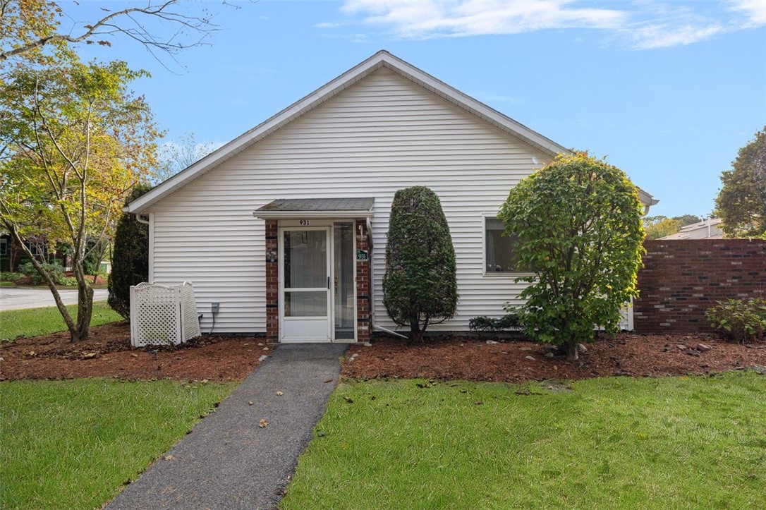 931 Williamsburg Circle