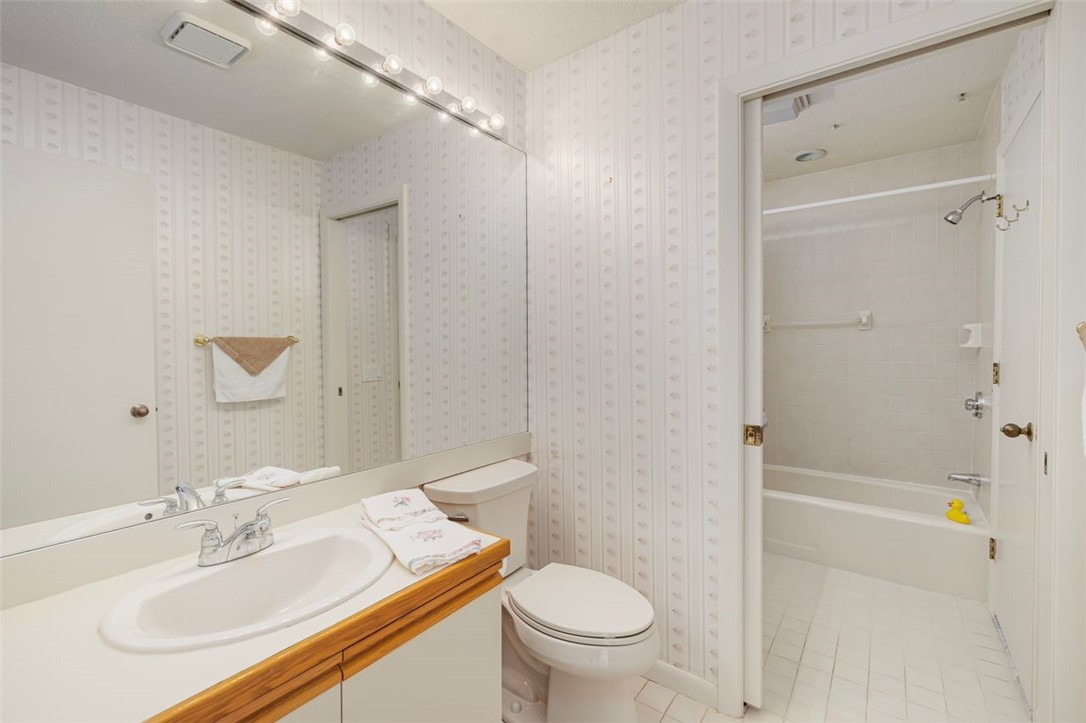 931 Williamsburg Circle