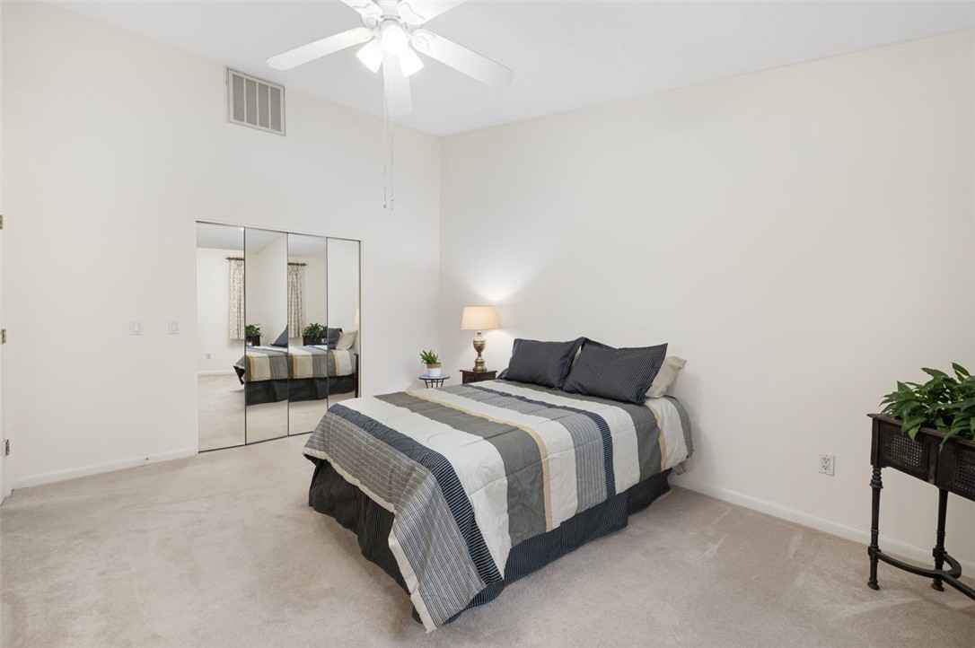 1002 Williamsburg Circle