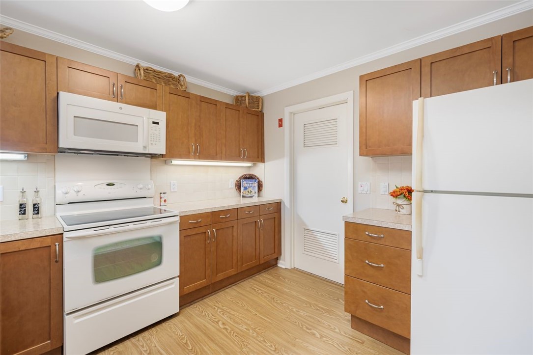 1002 Williamsburg Circle