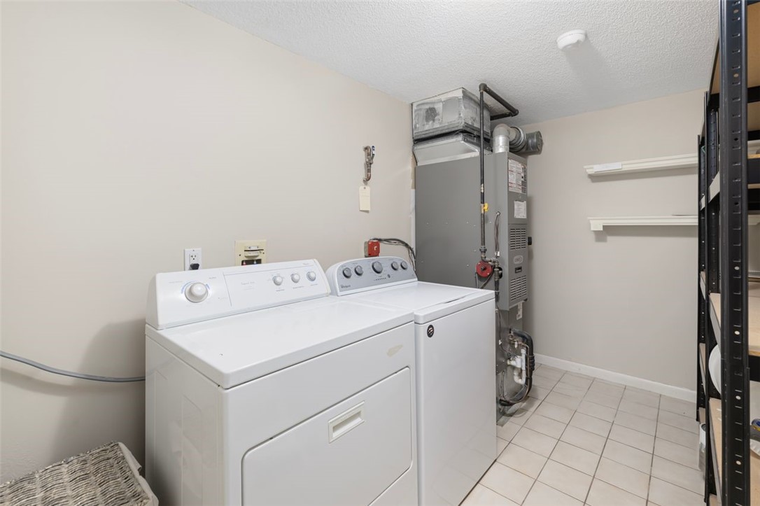 1002 Williamsburg Circle