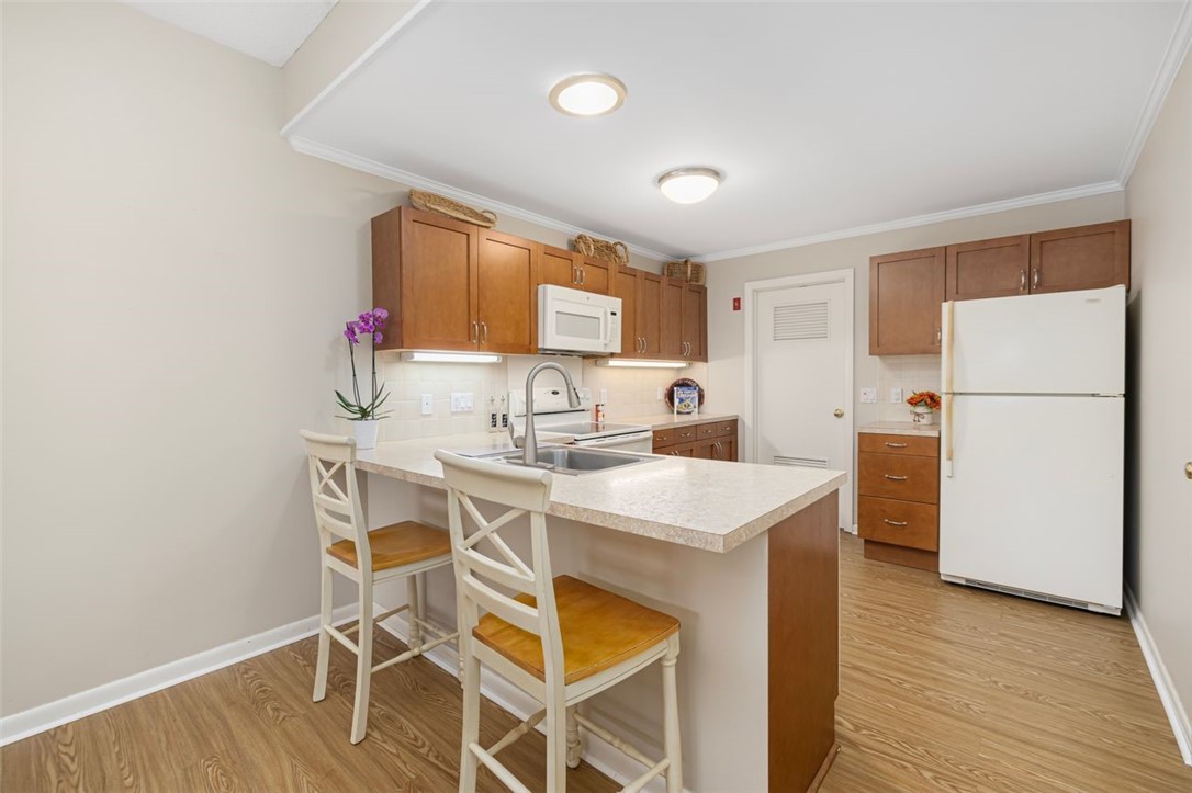 1002 Williamsburg Circle