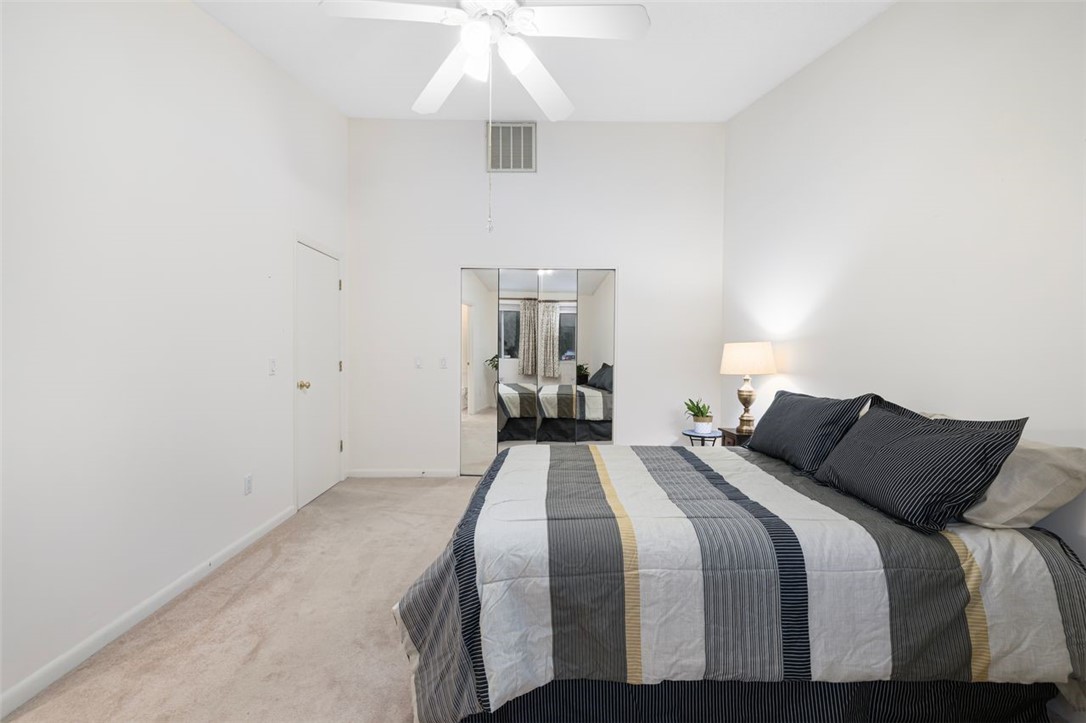 1002 Williamsburg Circle