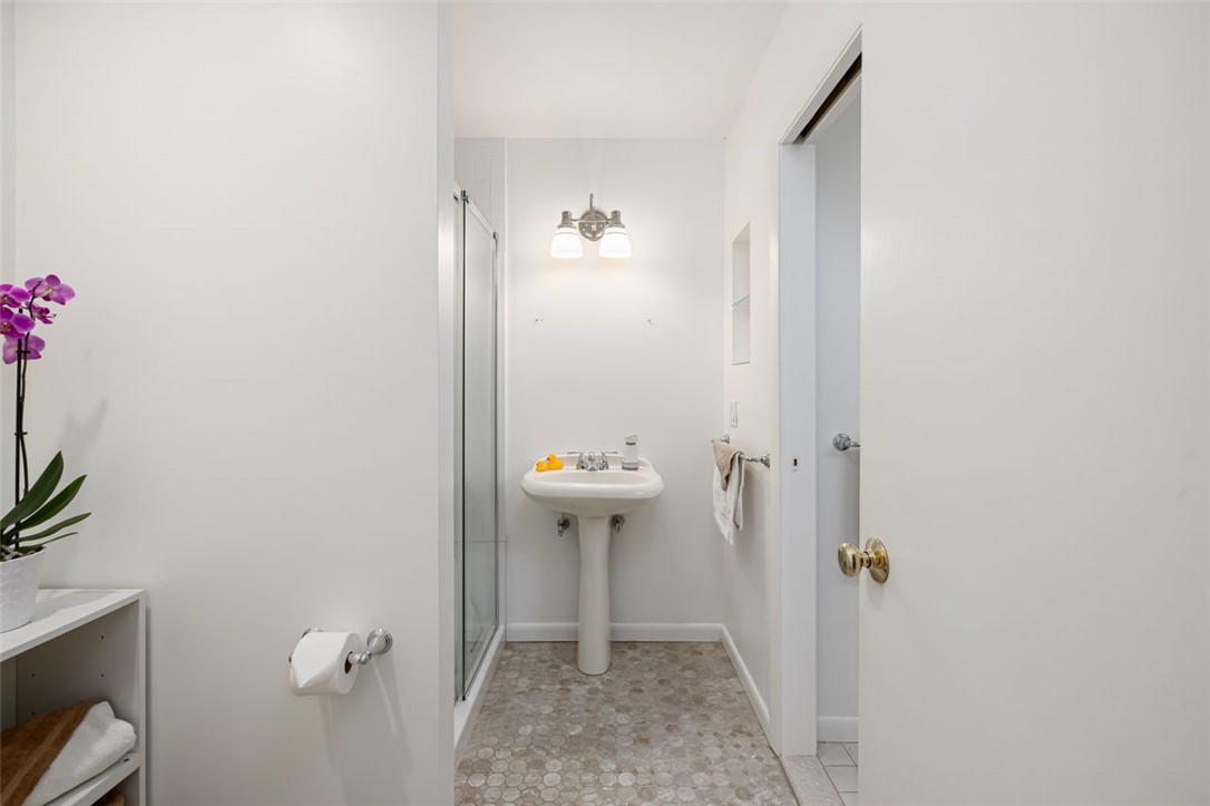 1002 Williamsburg Circle