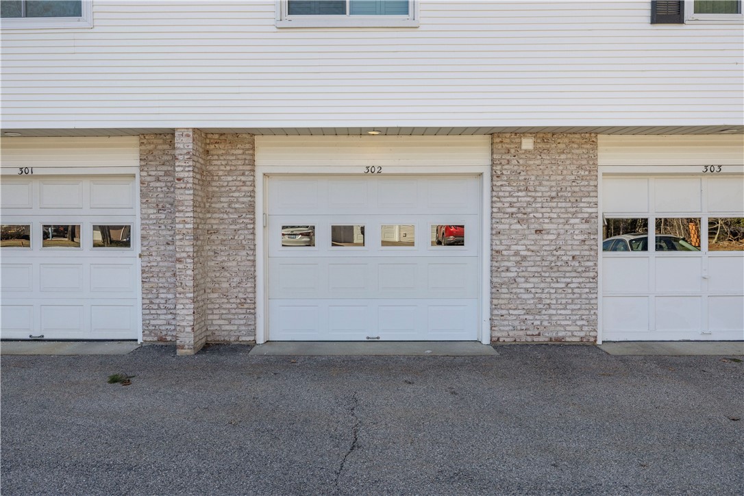 302 Chatham Circle