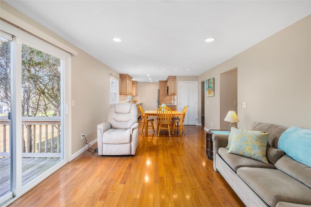 121 Zinnia Street