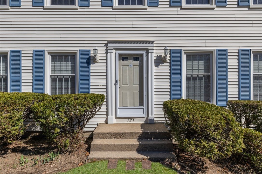 121 Zinnia Street