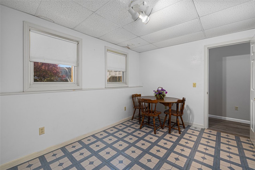 1 Willow Glen Circle 25
