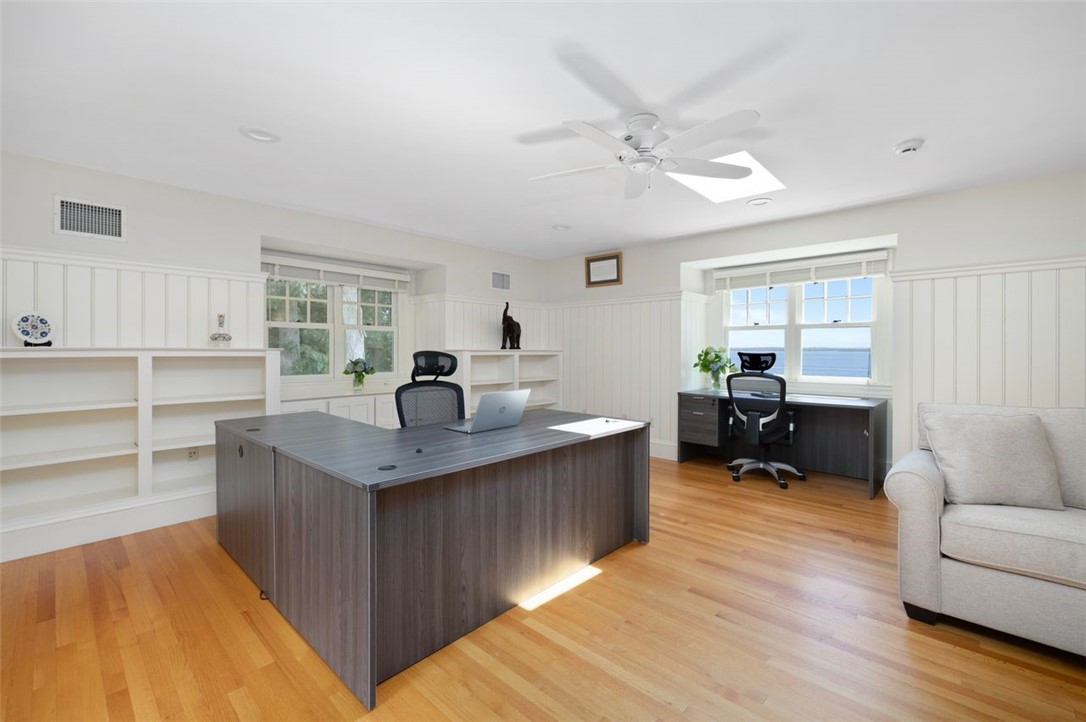 30 Angell Court