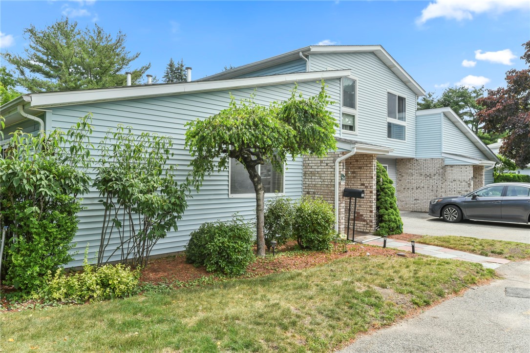 754 Williamsburg Circle