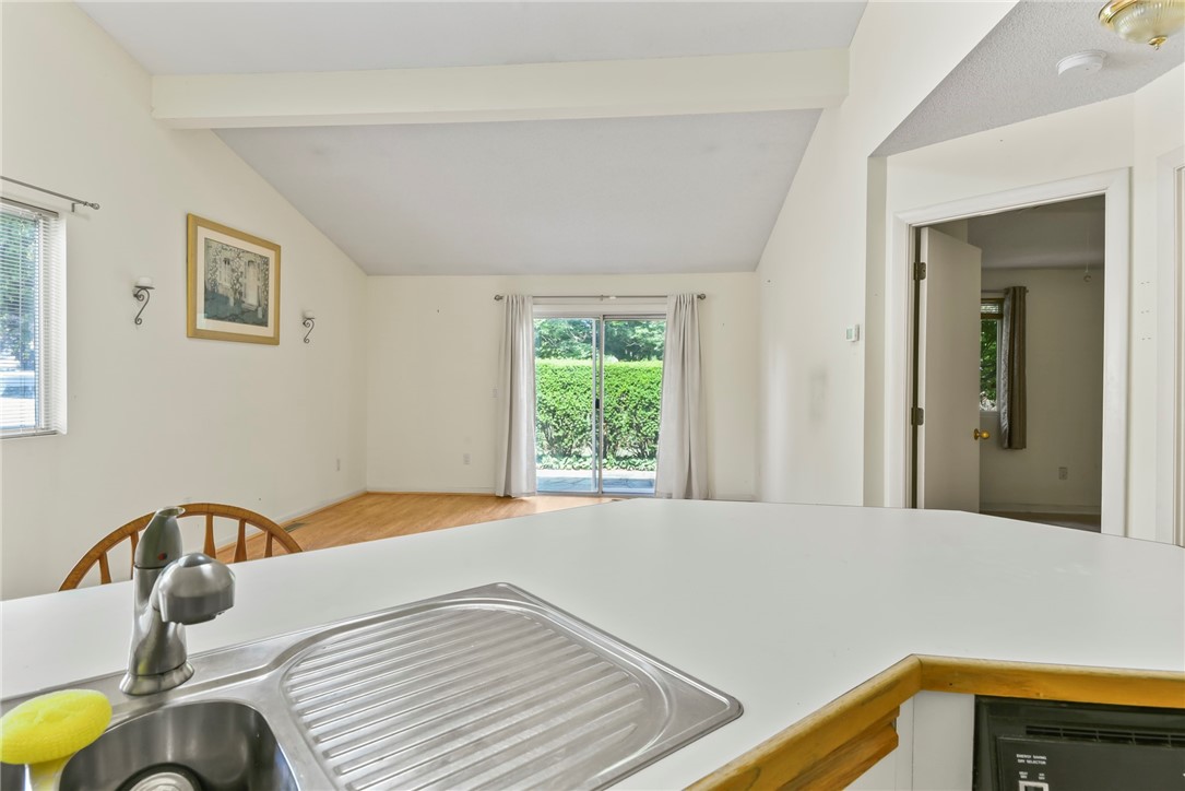 754 Williamsburg Circle