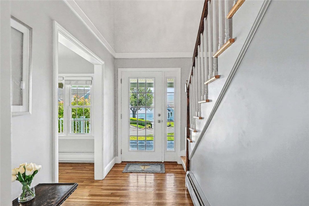 25 Viking Drive