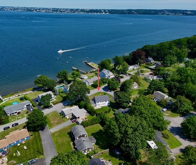 25 Viking Drive