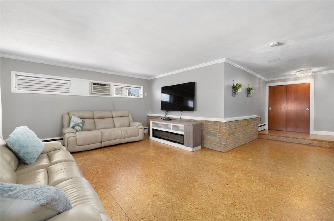 12 Beverly Ann Drive