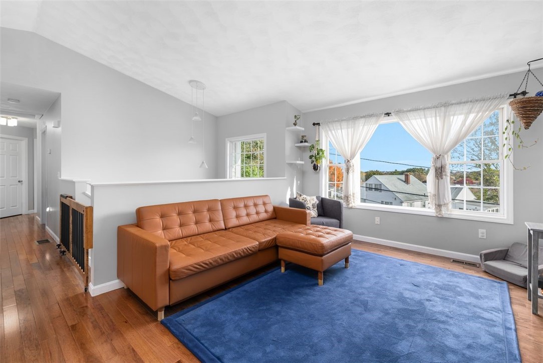 63 Woodside Street