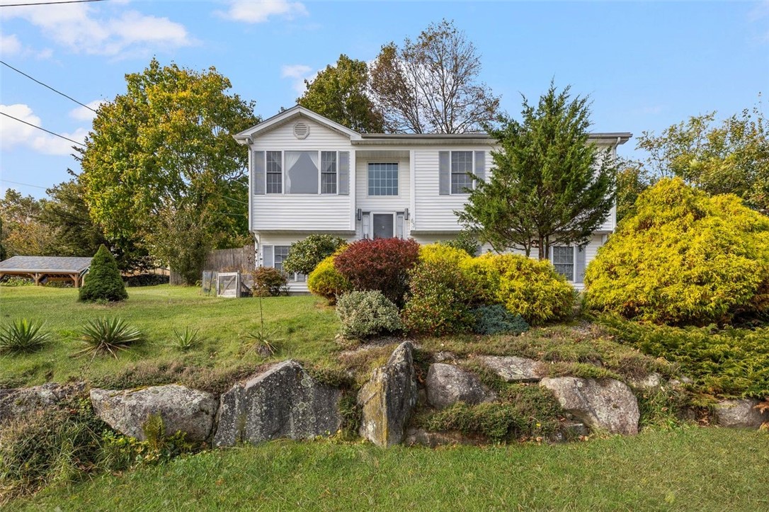 63 Woodside Street Cranston RI