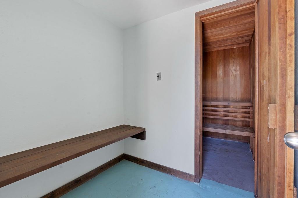 1821 Westlake DR # 131