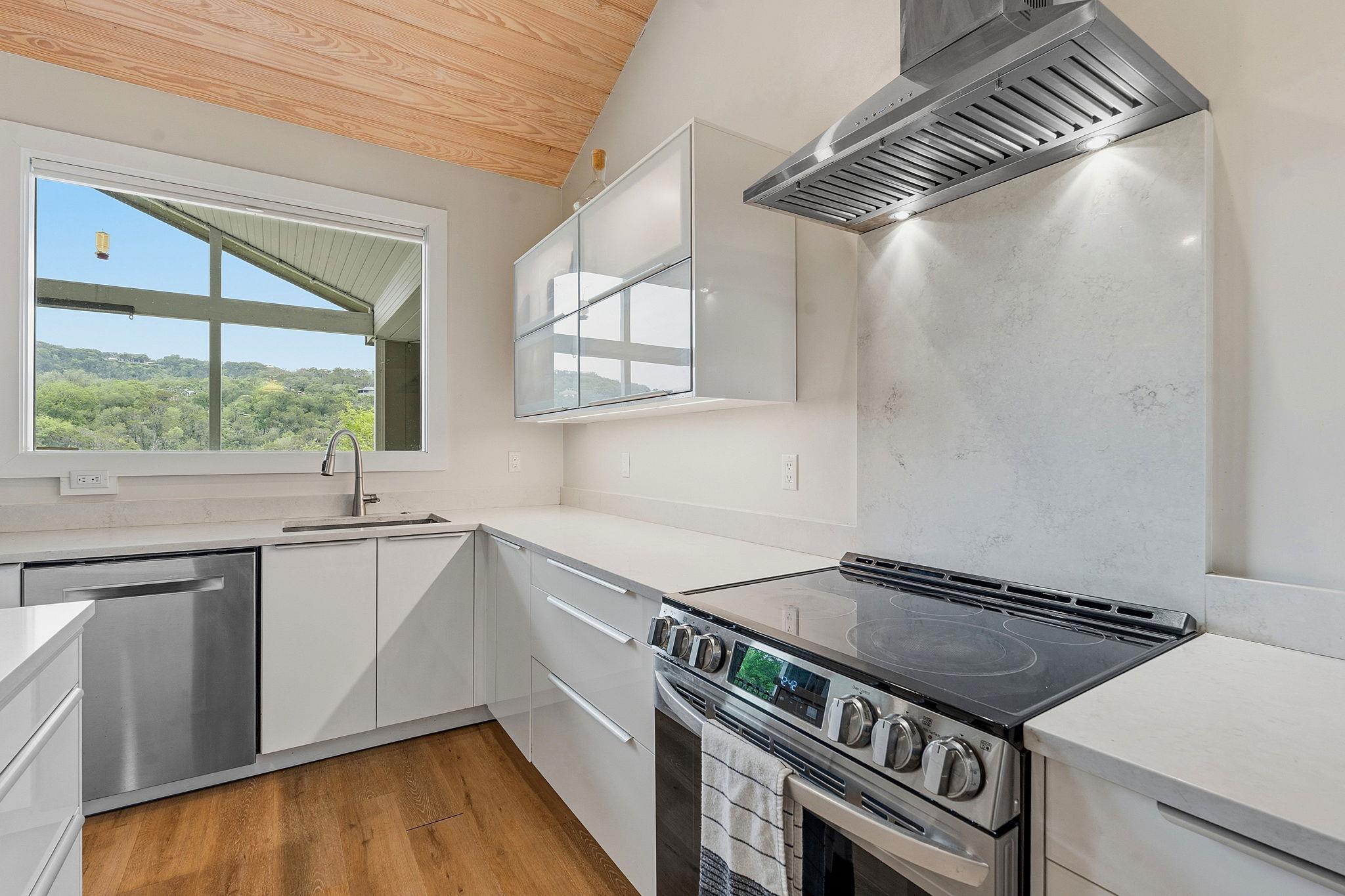 1821 Westlake DR # 131