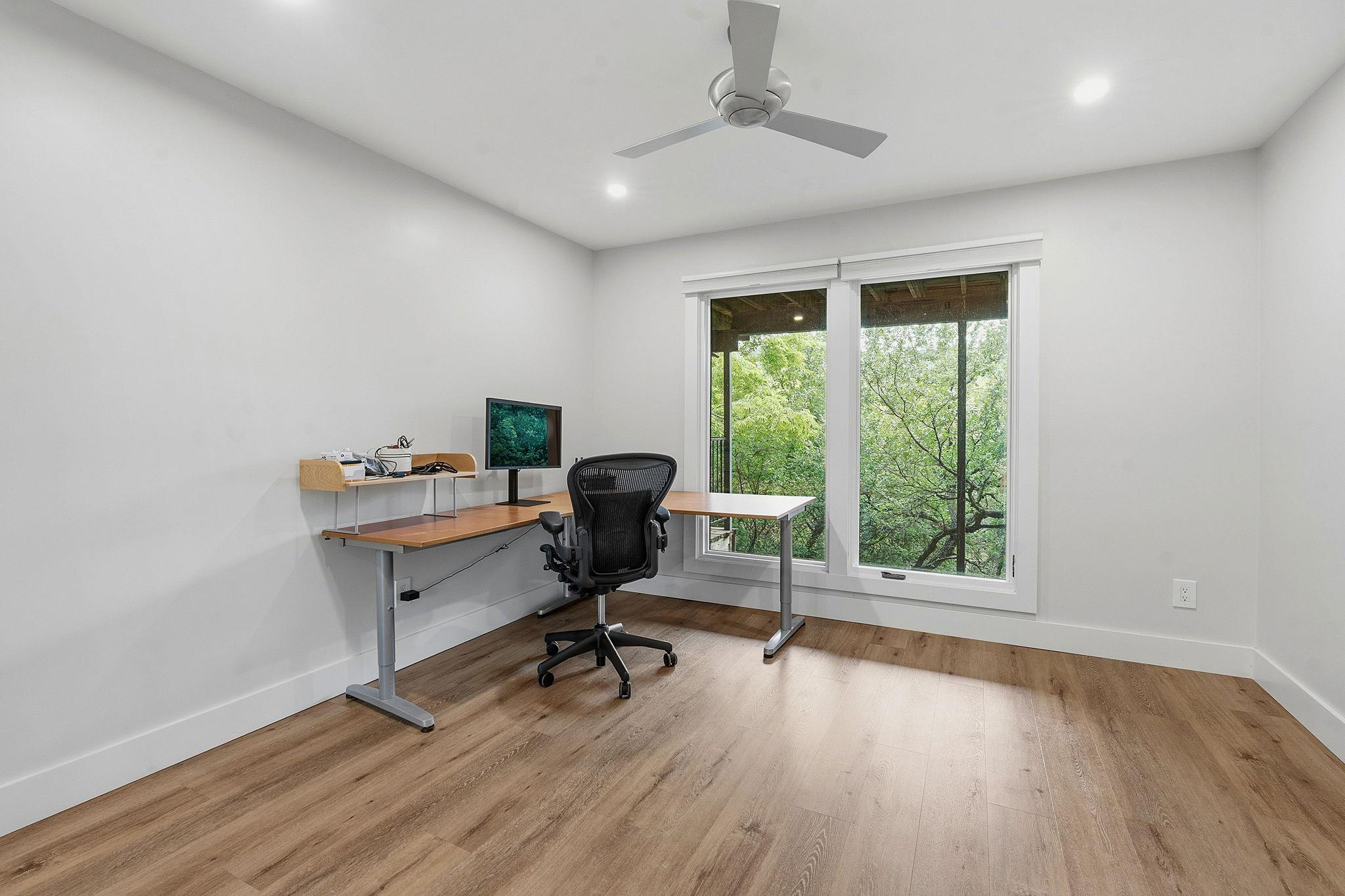 1821 Westlake DR # 131