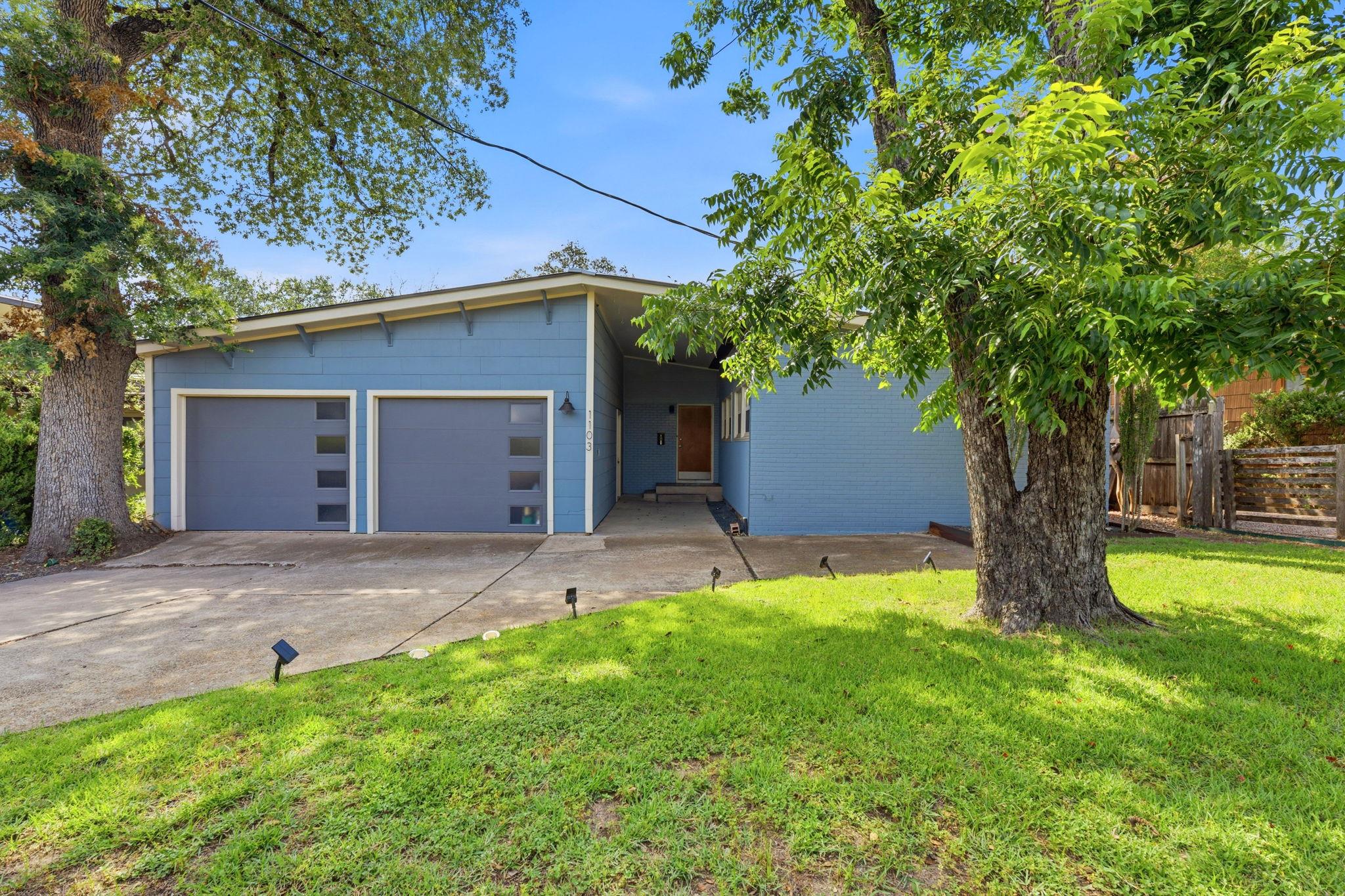 1103 Norwalk LN