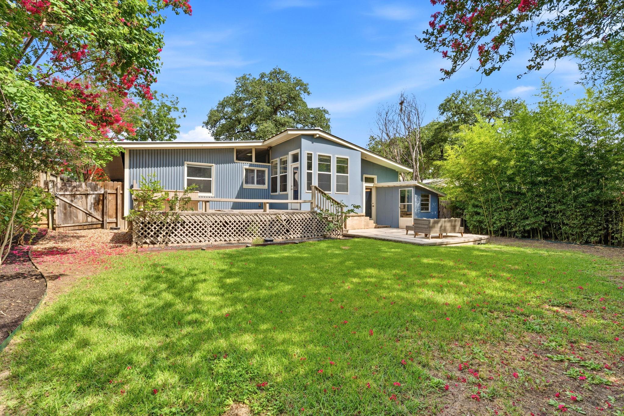 1103 Norwalk LN