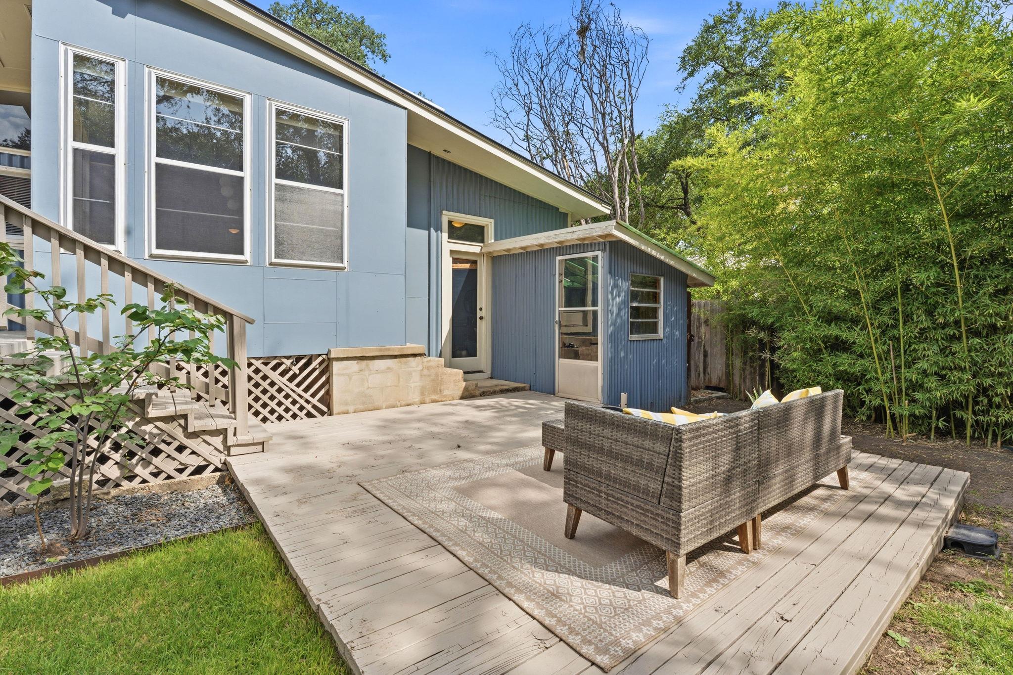 1103 Norwalk LN
