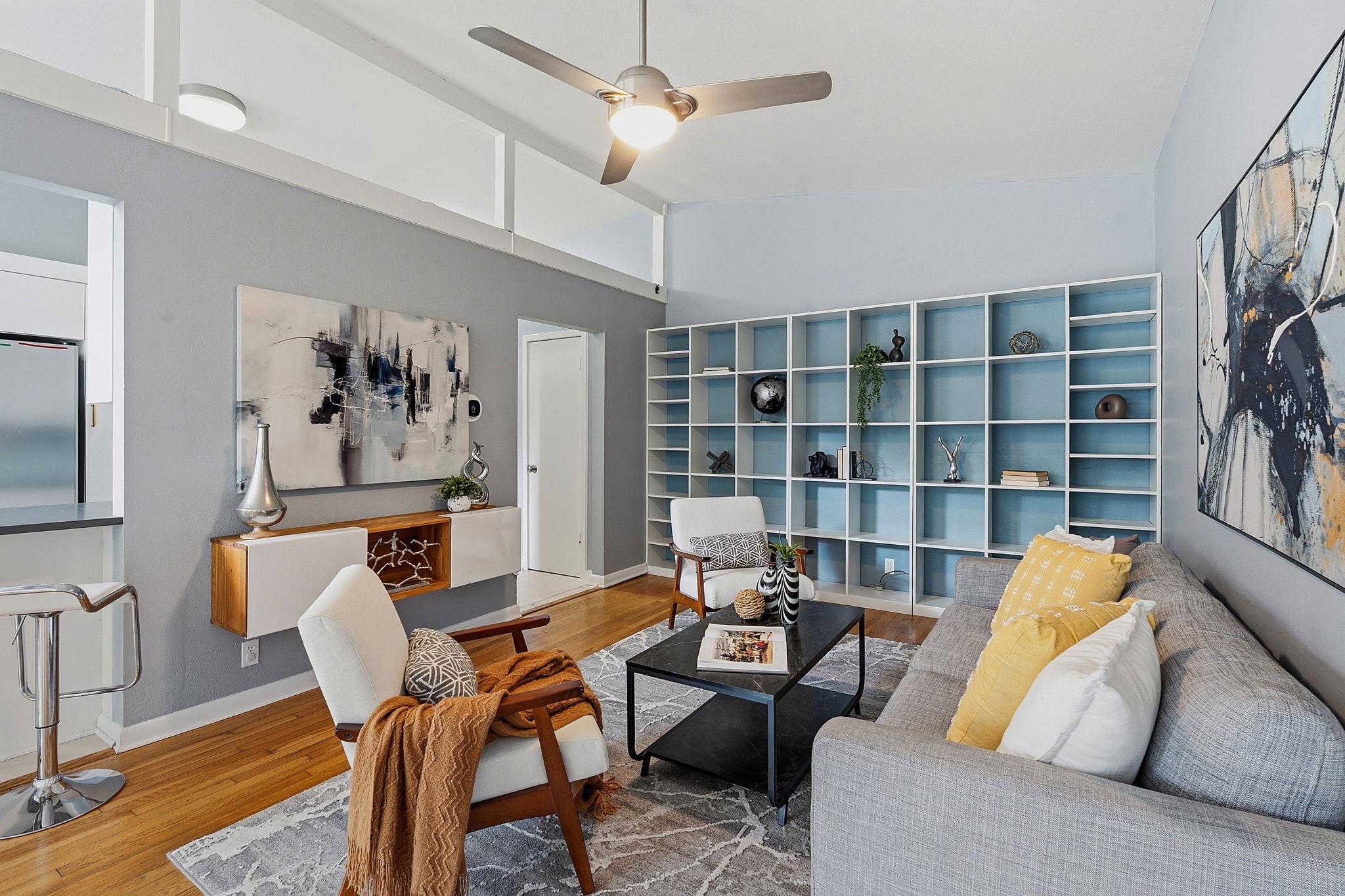 1103 Norwalk LN