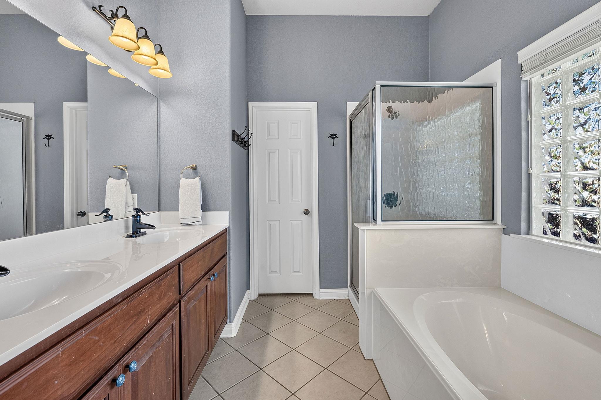 10416 Big Thicket DR