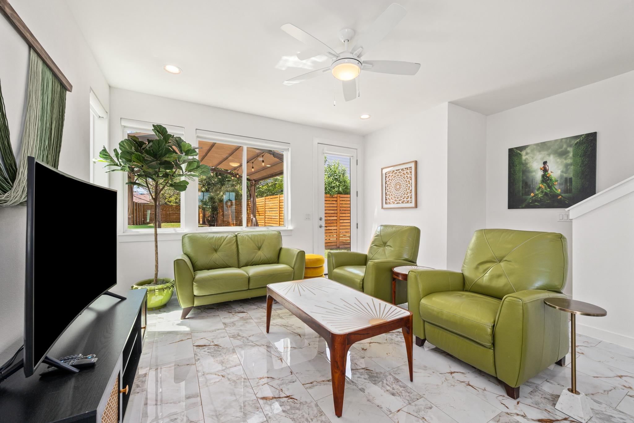 1190 Sarabeth WAY