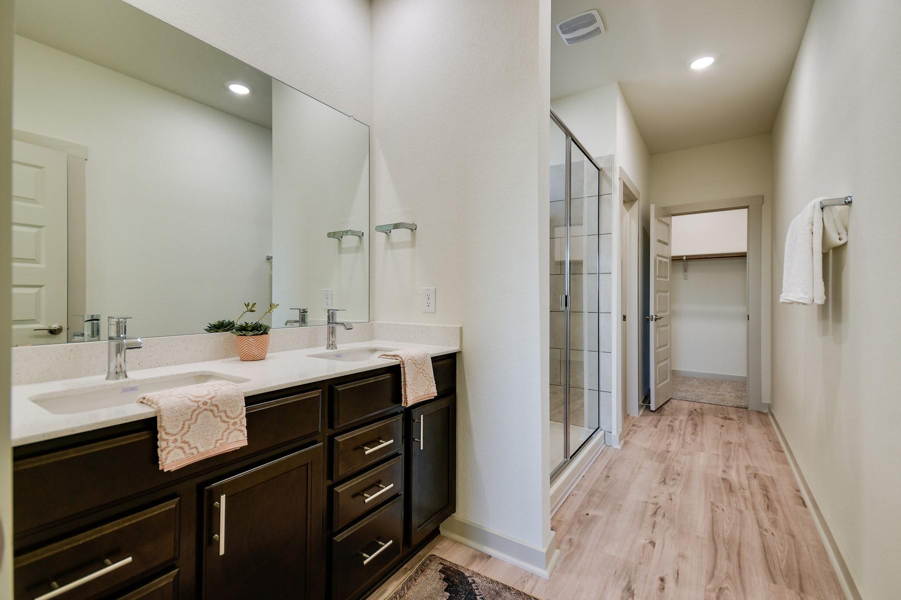 7400 Daves Landing DR