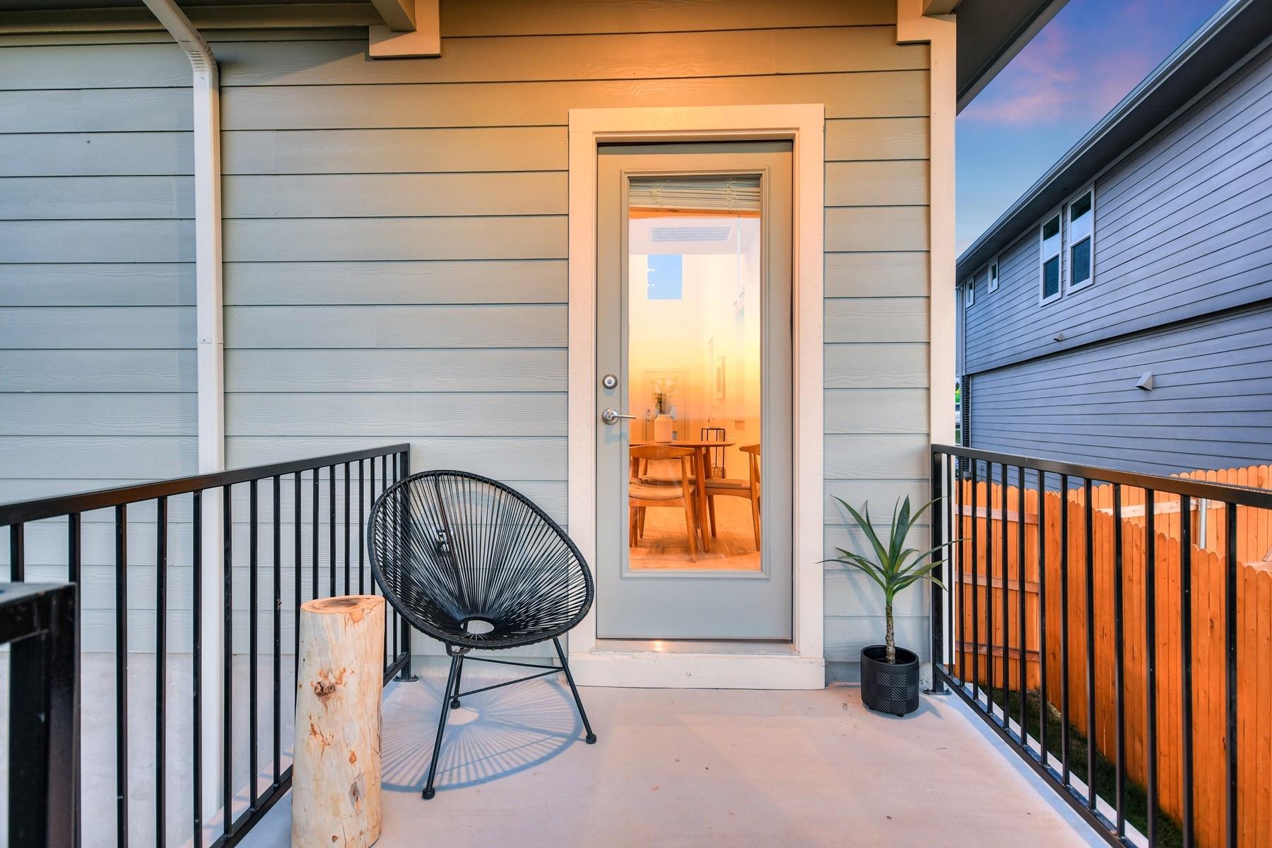 7400 Daves Landing DR