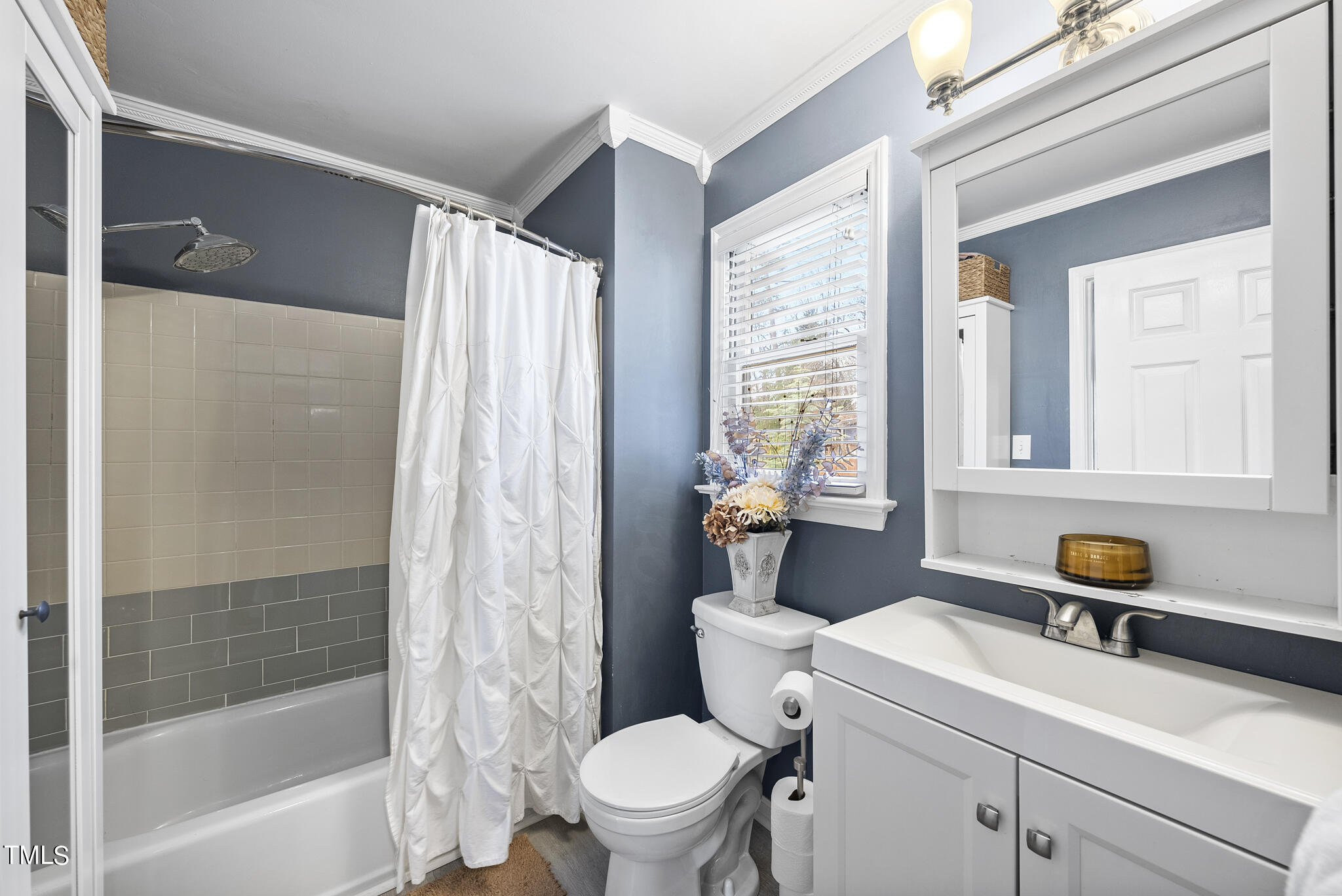 8321 Bellingham Circle