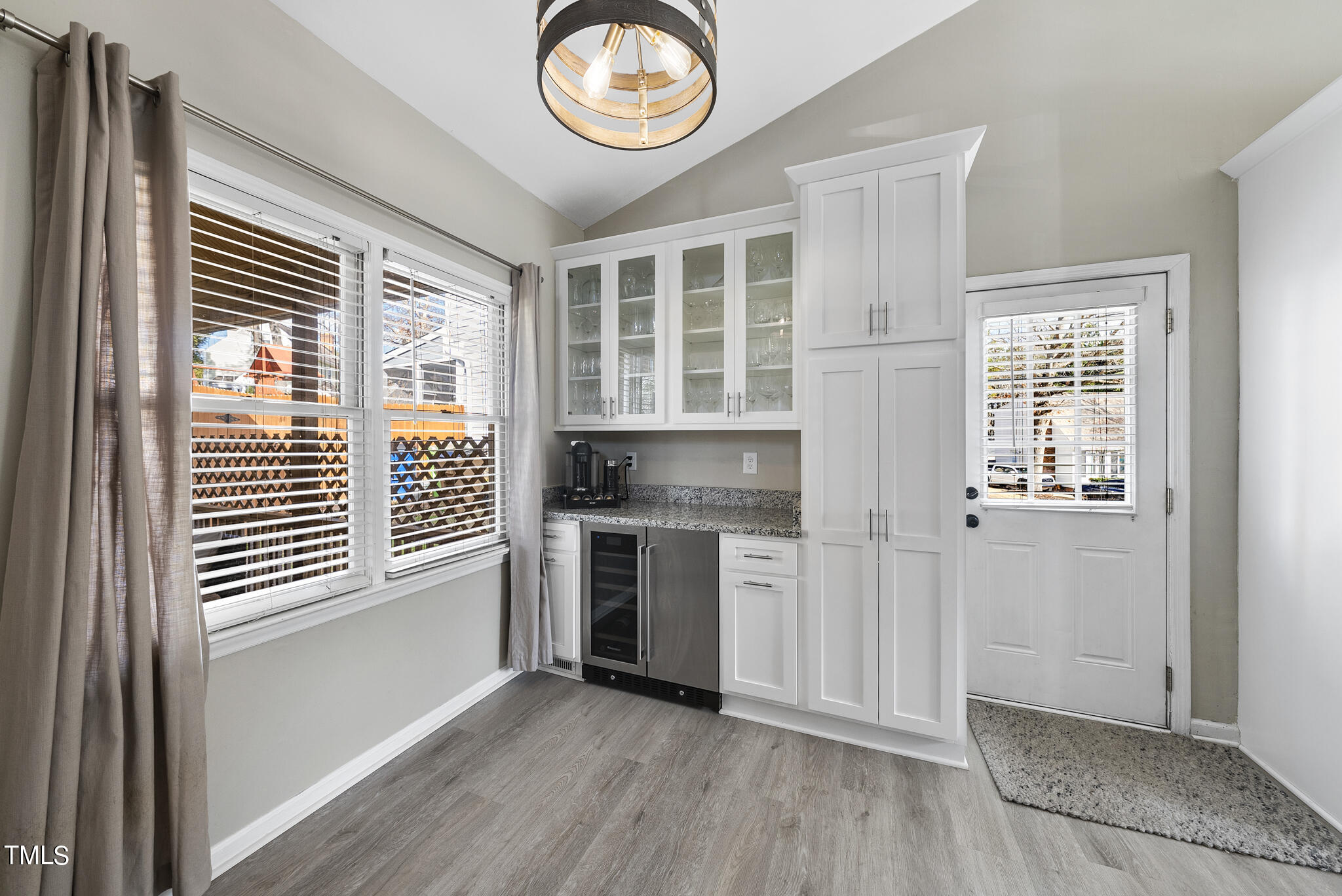 8321 Bellingham Circle