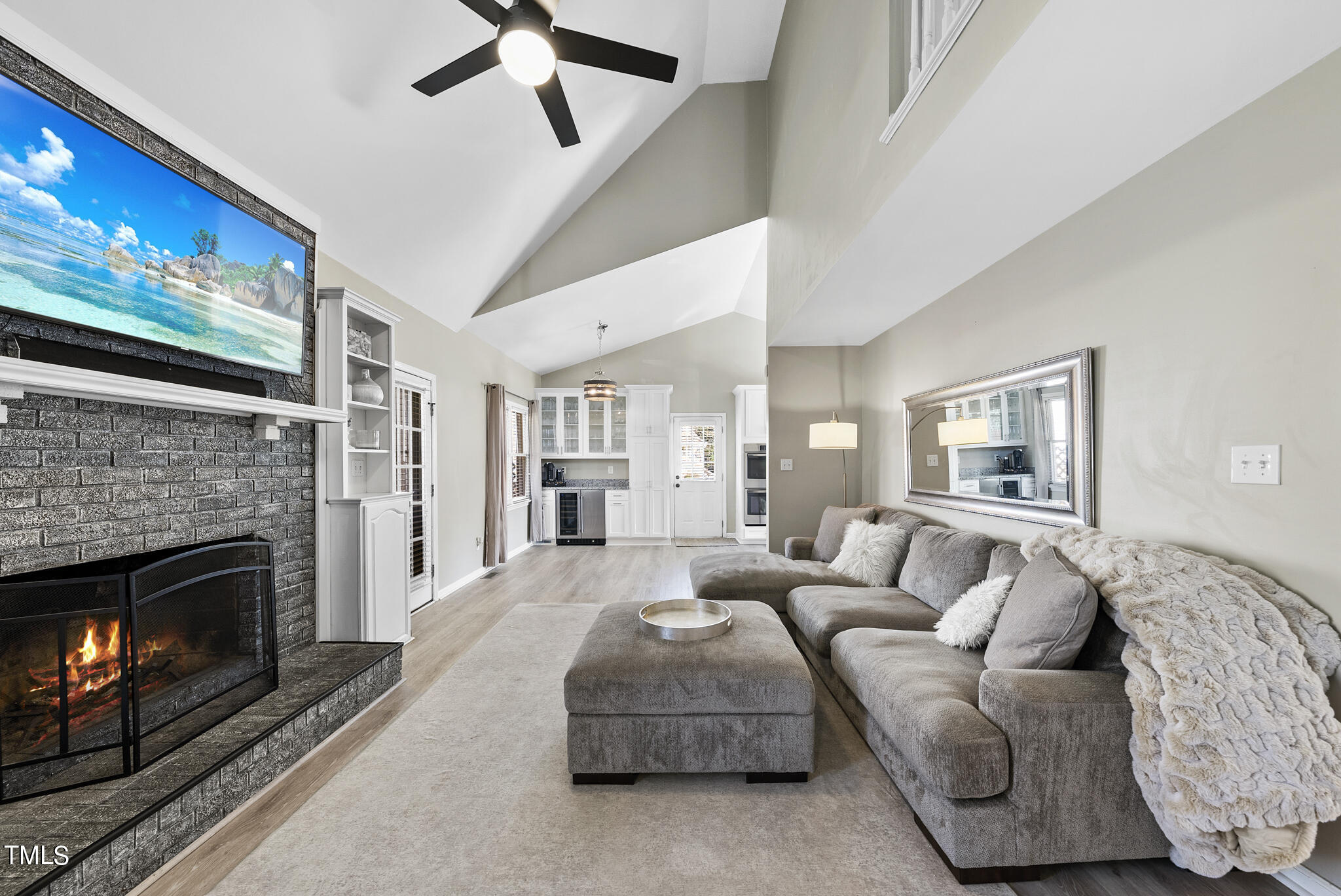 8321 Bellingham Circle