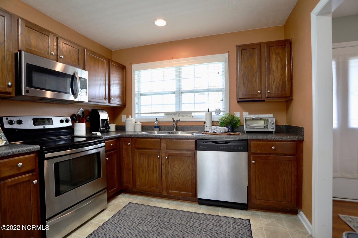1737 Ponderosa Trail
