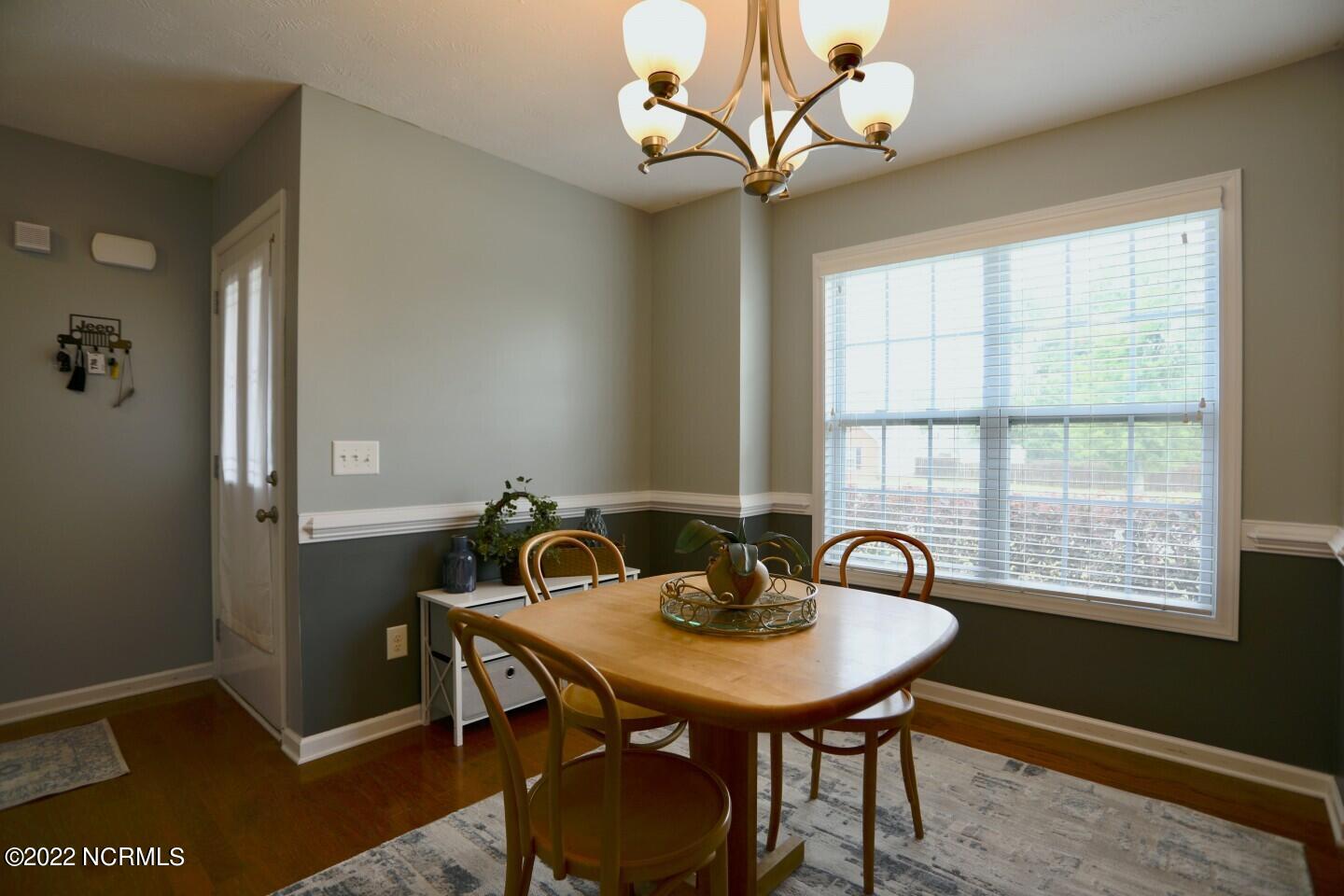 1737 Ponderosa Trail