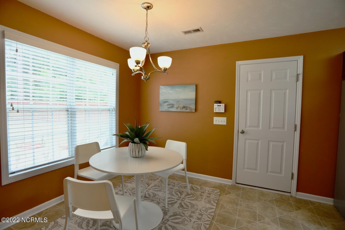 1737 Ponderosa Trail