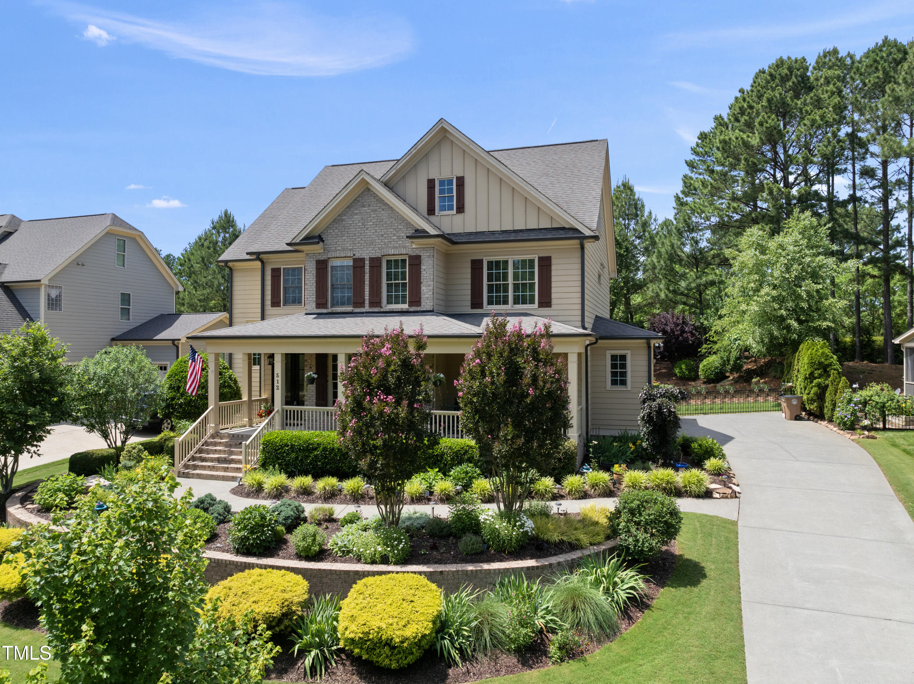 512 Hallburg Court