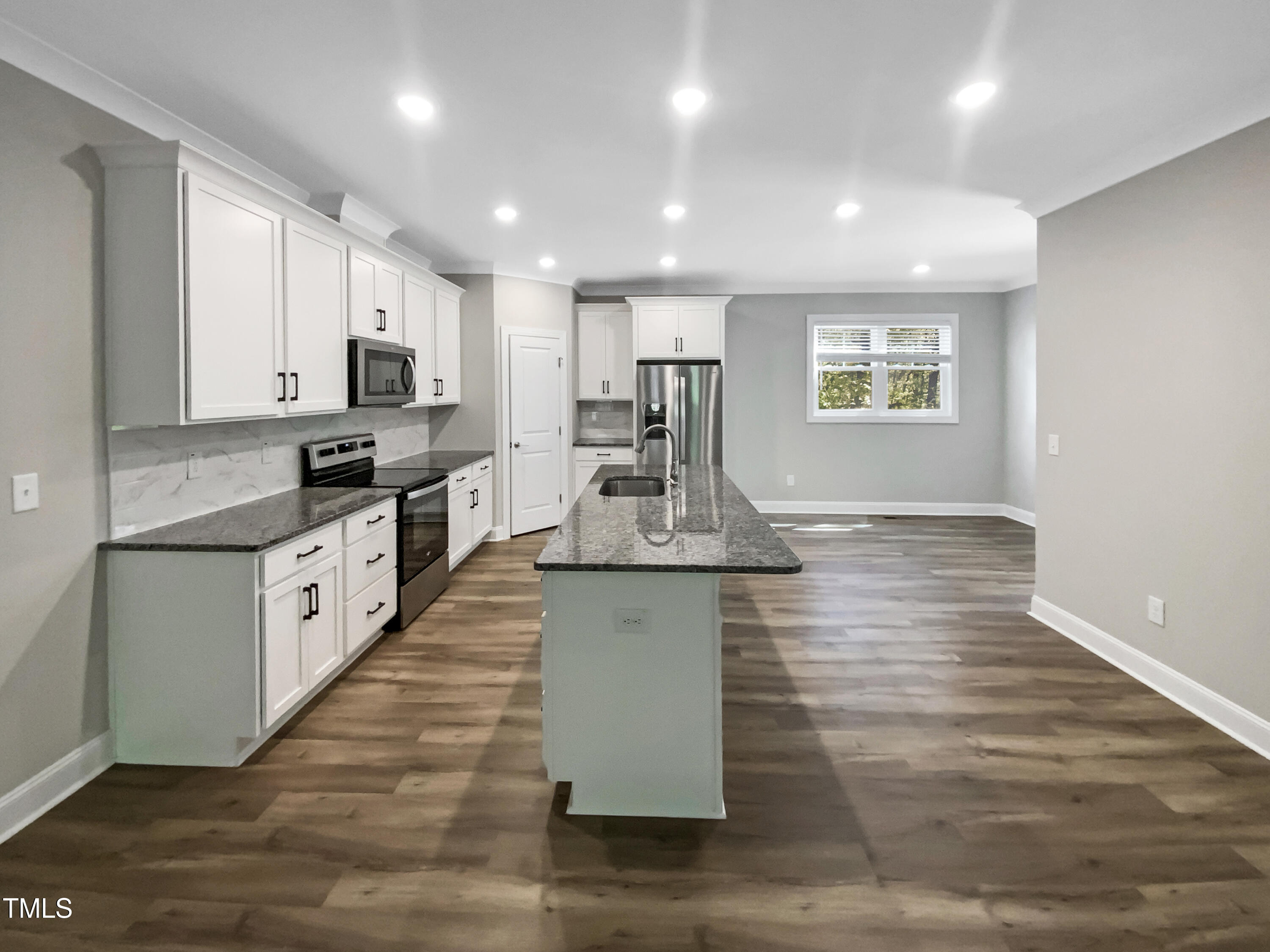 6245 Reagan Lane