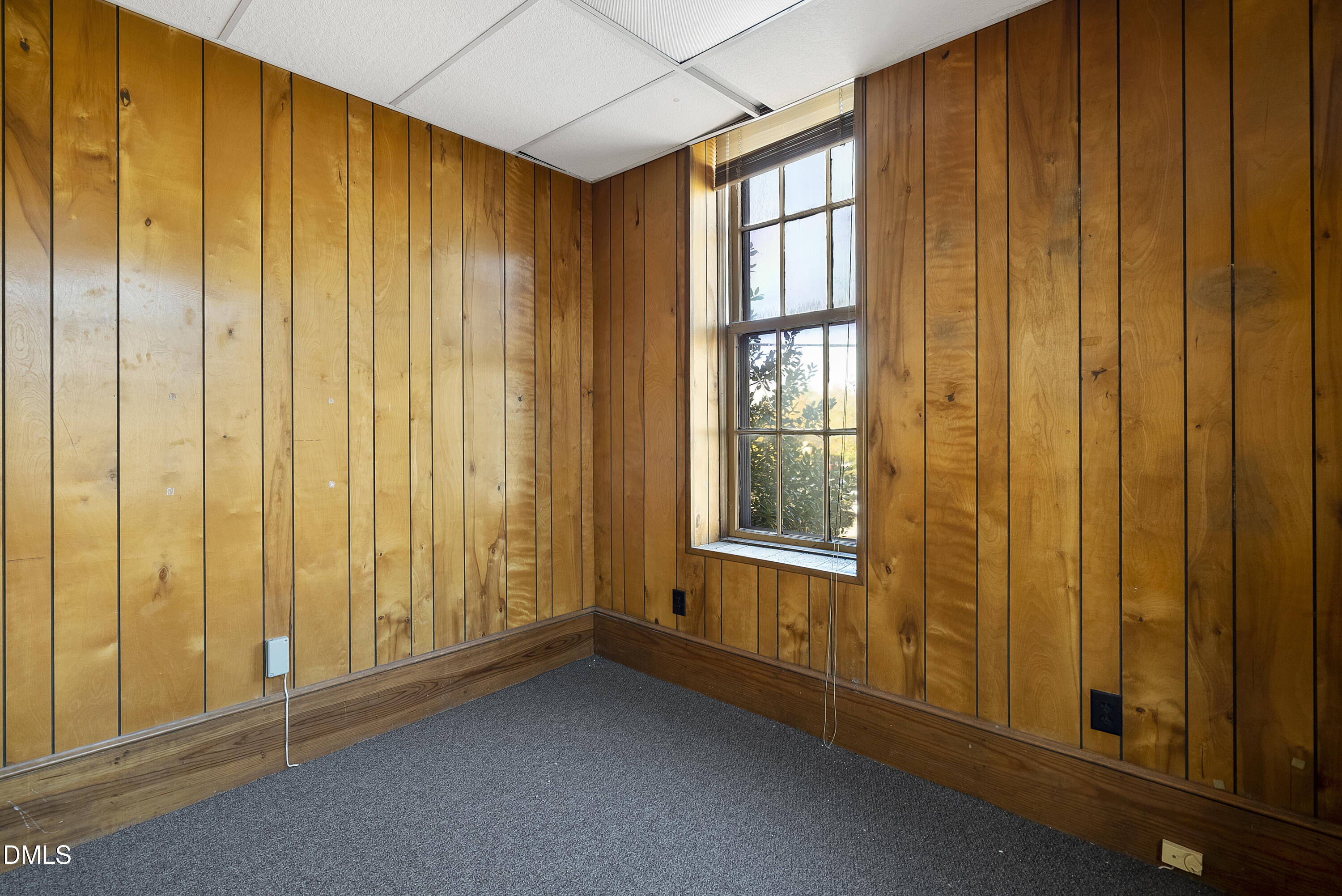 219 E Johnston Street