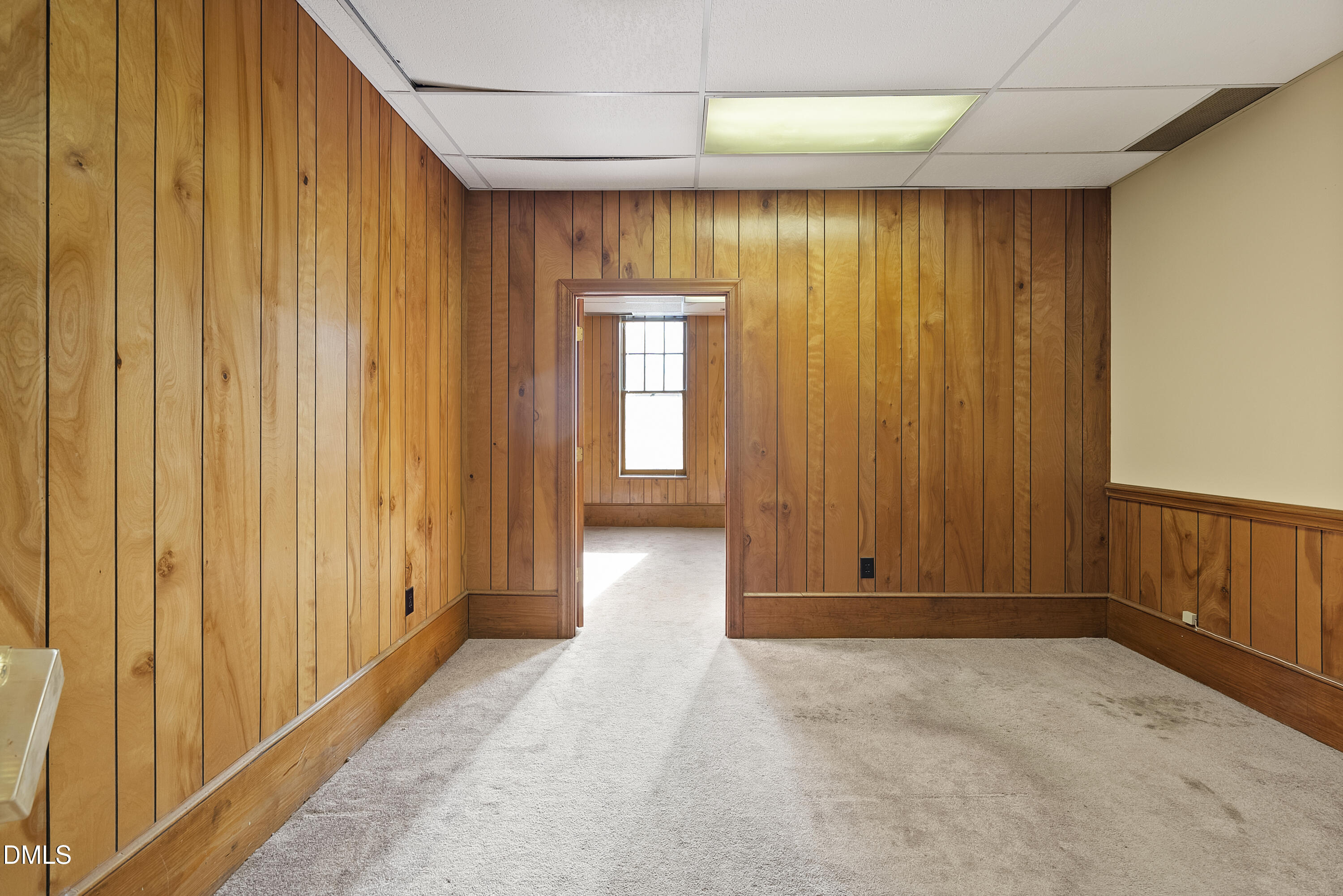 219 E Johnston Street